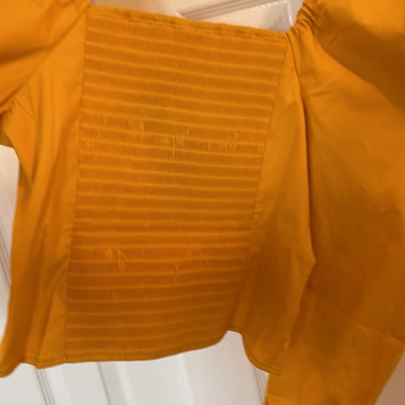 LEVI’S slight crop Junie Mutton Puff long sleeve blouse top Mustard size Large - Picture 6 of 12